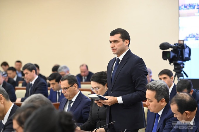И. о. министра здравоохранения Асилбек Худаяров. Фото: Пресс-служба президента.