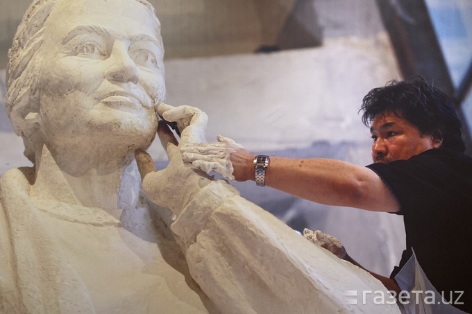 Выставка памяти скульптора Джалалитдина Миртаджиева проходит в Ташкенте (фото)